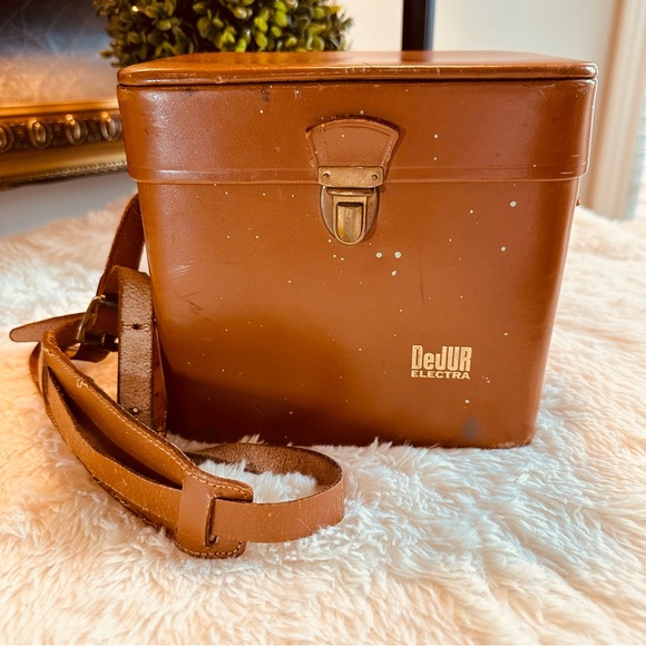 DeJur Electra Other - 🎀 VINTAGE 50’s MADE IN WEST GERMANY LEATHER 8MM MOVIE CASE DoJUR-AMSCO CO.